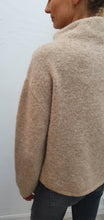 Load image into Gallery viewer, INITIUM knitwear sweater - Sand Beige
